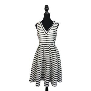 Nwt Ark & Co Women Black/White Stripe V Neck Sleeveless Fit & Flare Dress Small